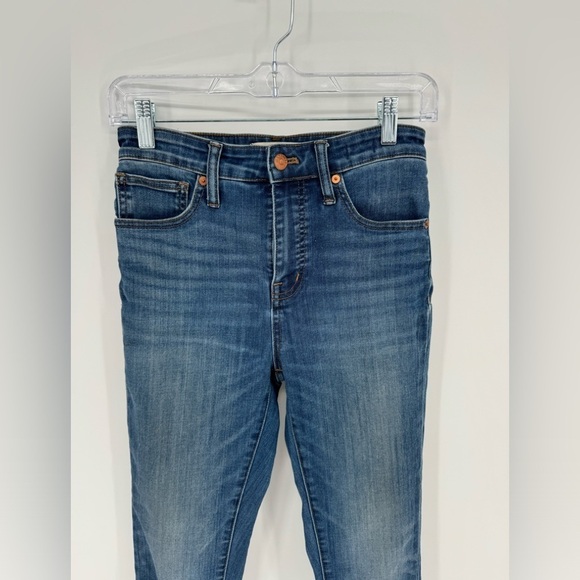 Madewell Curvy High-Rise Skinny Jeans in Danny Wash TENCEL Denim Edition Size 26 - Picture 6 of 15